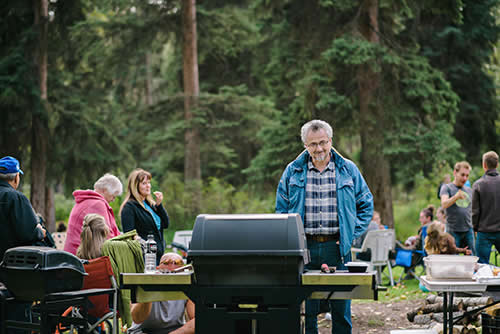 Leaders serving others